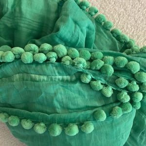 Matta green tassel scarf BIG